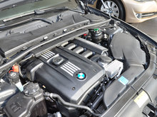 2010 R3ϵMڣ 325Xi