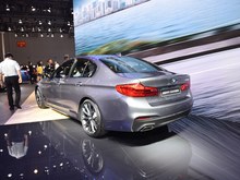 2018 R5ϵ(M) 530i M\b