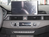 2025款 奥迪A4L 200万辆悦享版 40 TFSI 豪华动感型