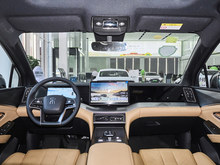 2024 L DM-i 112km I