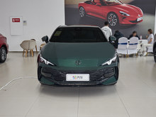 2025 MG7 2.0T 405 AT