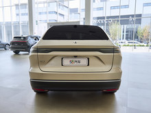 2024 εEC7 75kWh