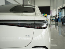 2024  sҫ DM-i 1.5L 121km A