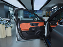 2025 LA9L 260LmF