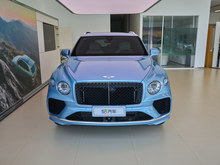 2025 Խ 4.0T V8 LSˇ