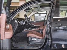 2024 RX7 xDrive40i IͺAb
