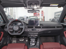 2025 WA4L 200fv 40 TFSI AӸ