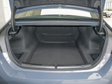 2024 R5ϵ 525Li M\b