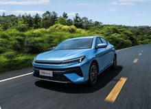 2024 A5 PLUS 1.5T ԄӫIY