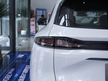 2025 LCS75 PLUS Ĵ UItra 2.0T {L L