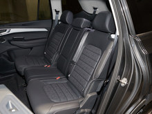 2025  380TSI AѾPro  7