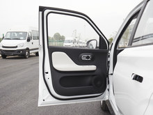 2025 QQ 305km 